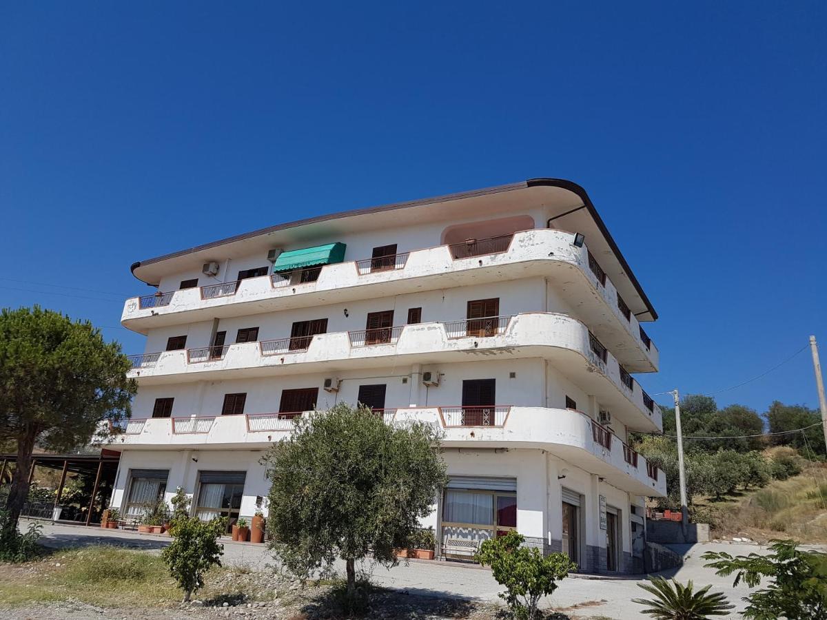 La Primula Hotel Bova Marina Esterno foto